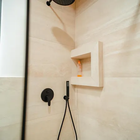 Dos Padrinos バニャ・ルカ