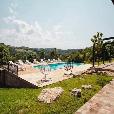 Dos Padrinos バニャ・ルカ